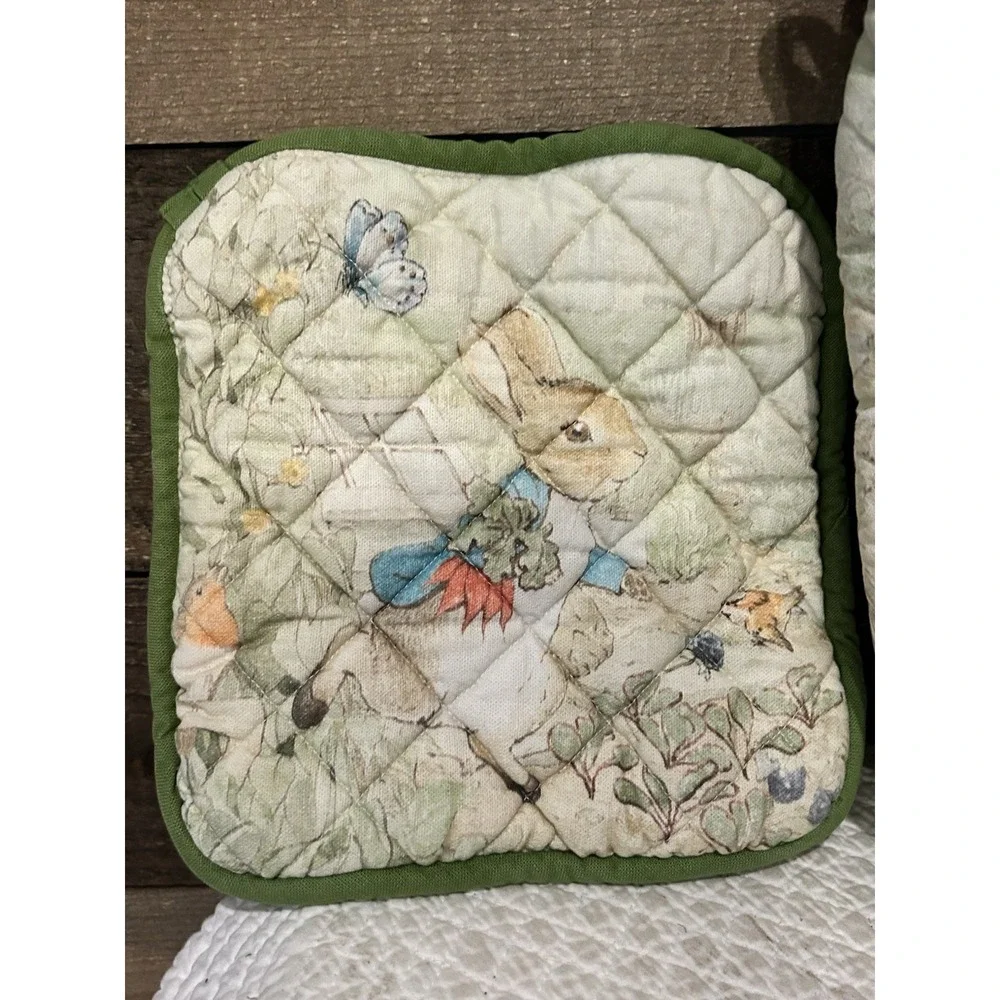 WILLIAMS SONOMA PETER RABBIT MITT&POT HOLDER 100% COTTON SET OF 2
